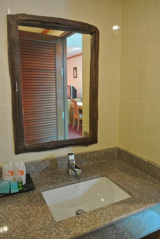 Chaikana Thani Hotel Phatthalung Eksteriør billede